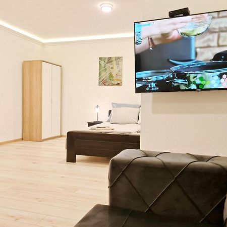 Modern Central Apartments Renovated 贝尔格莱德 外观 照片