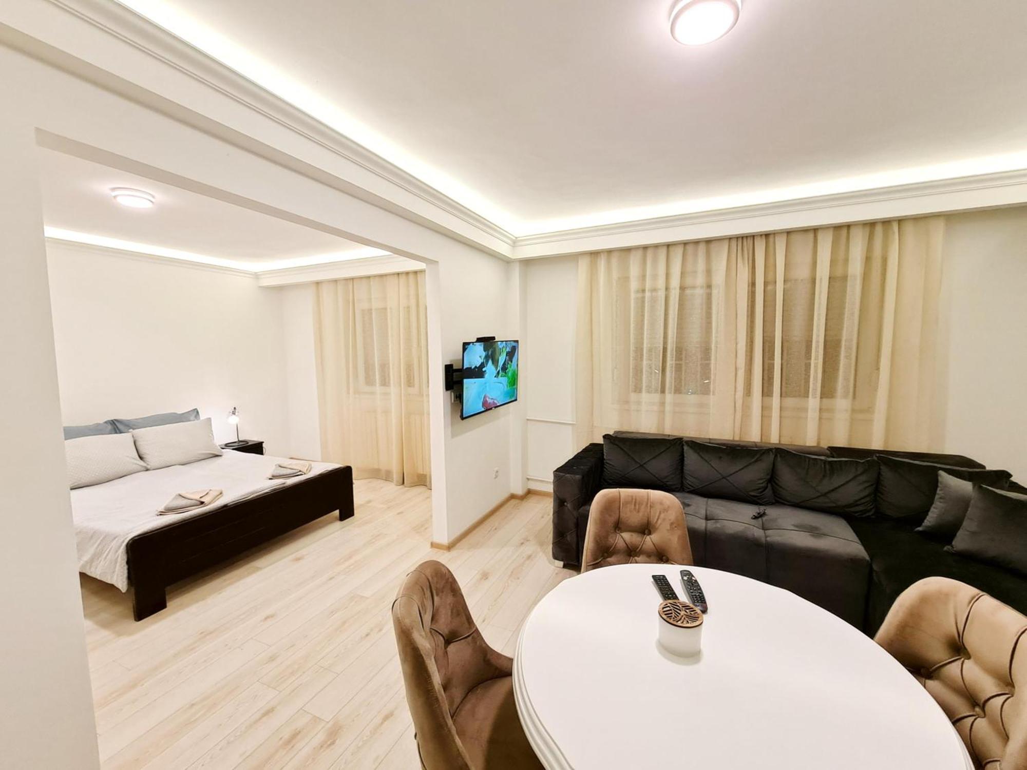 Modern Central Apartments Renovated 贝尔格莱德 外观 照片