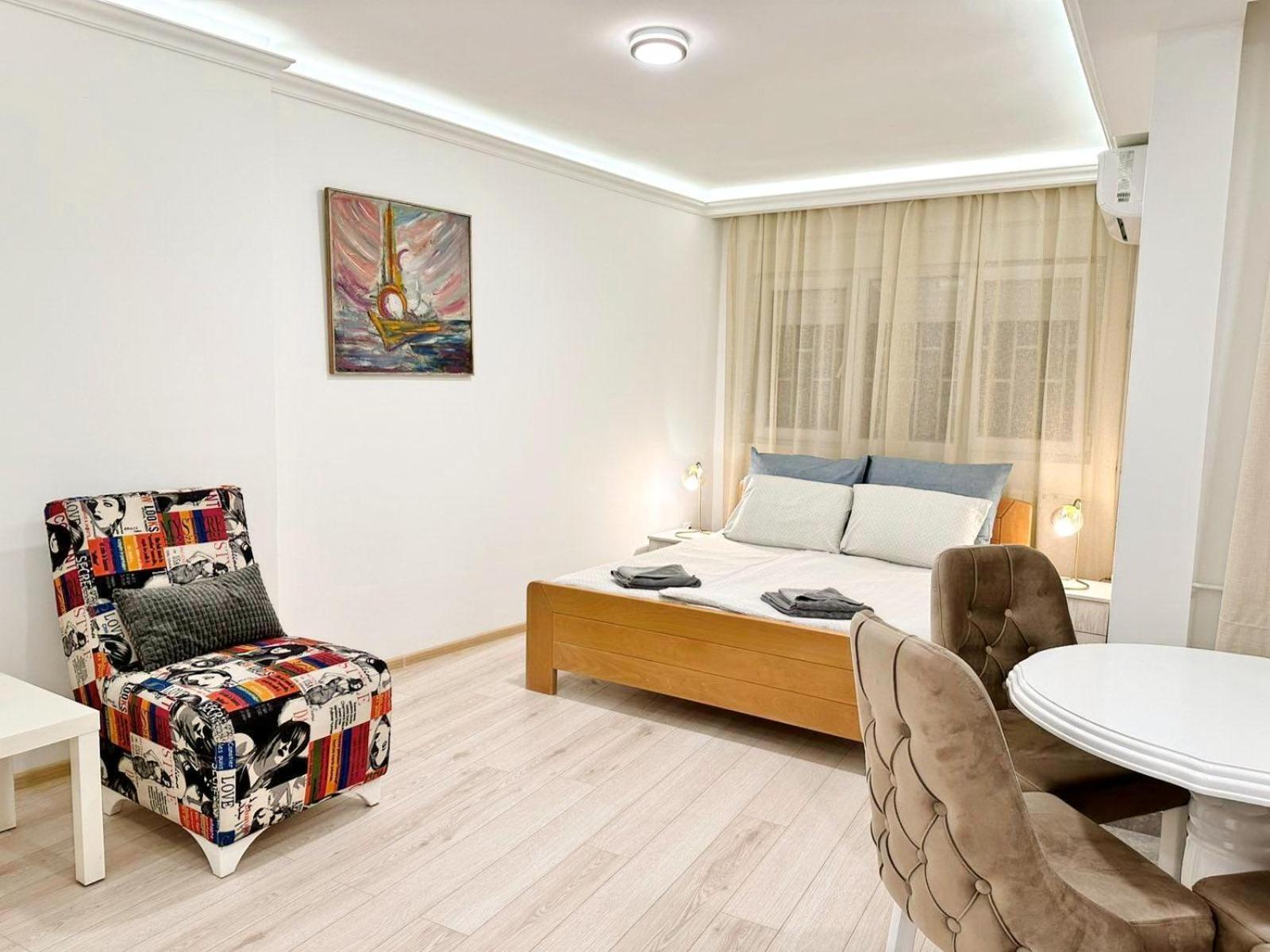 Modern Central Apartments Renovated 贝尔格莱德 外观 照片